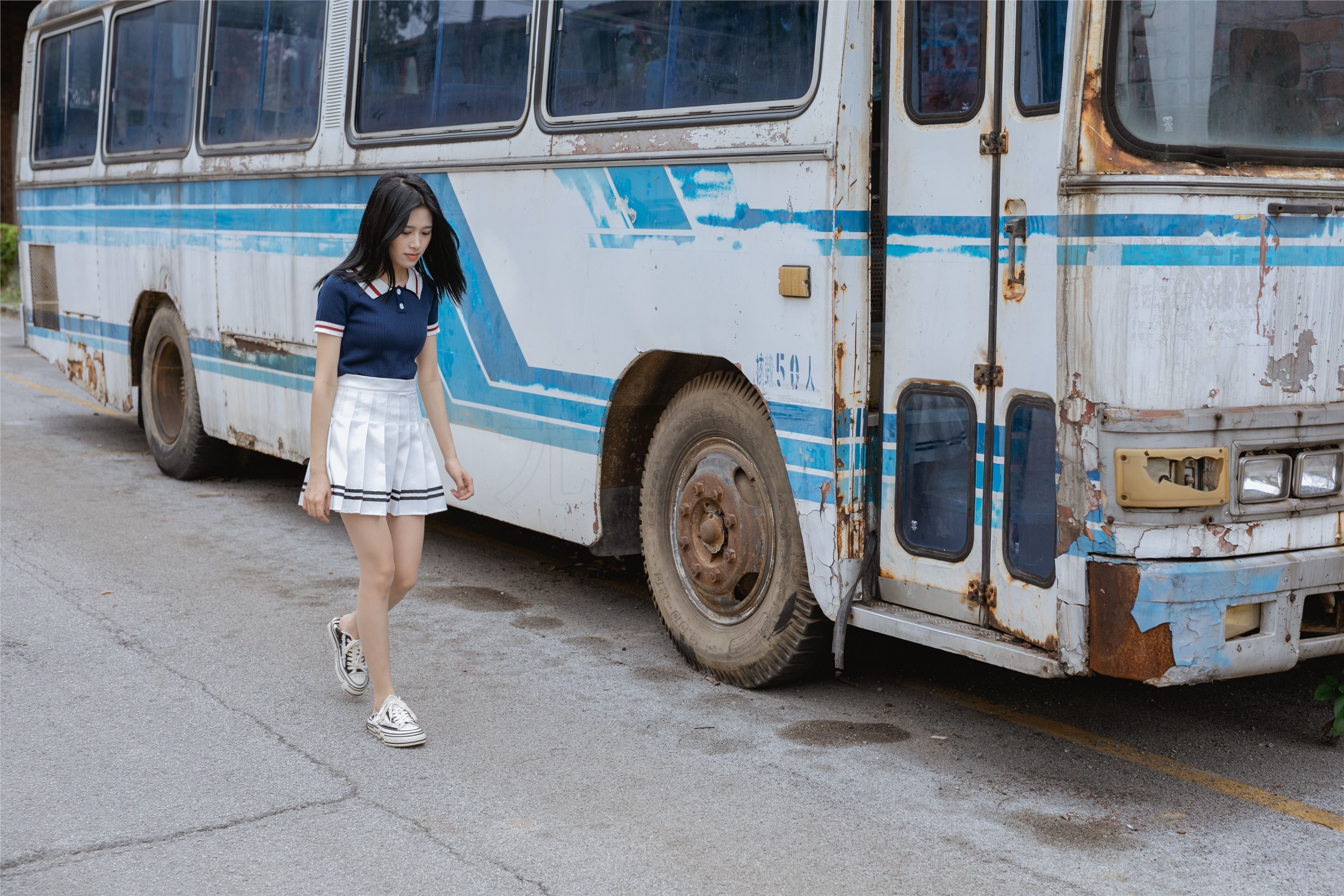 尤蜜丝 穿搭写真 NO.048